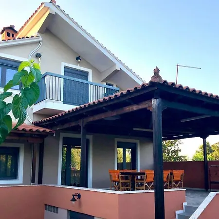 Vila Kapellas House *