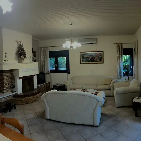 Kapellas House Vila *